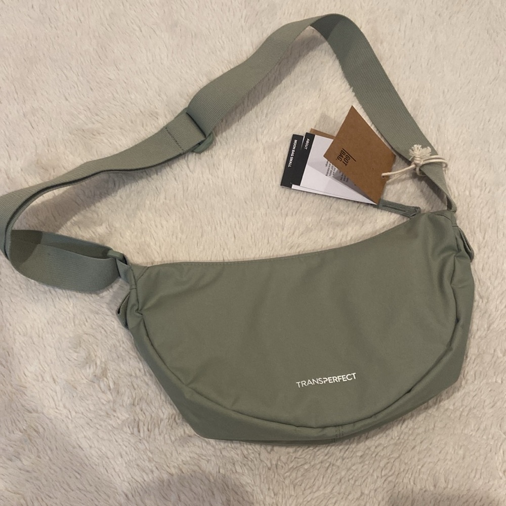 NWT Got Bag Moon Bag Sage Green - Picture 2 of 6